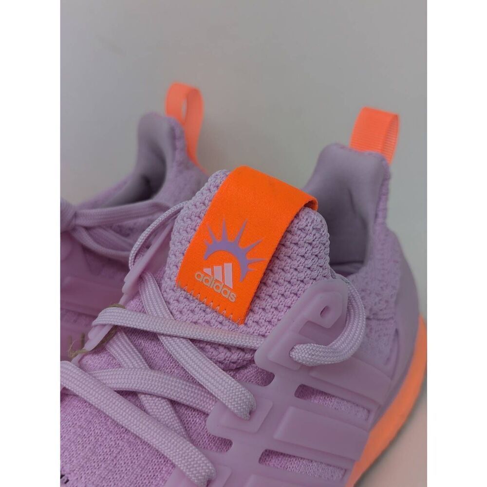 $220 NEW ADIDAS BOOST RUNNING SHOES - Picture 5 of 10